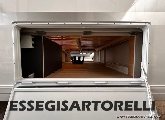CARAVAN 7 POSTI ADRIA NEW ADORA 573 PT CARAVAN MY ’26 TRUMA COMBI pieno