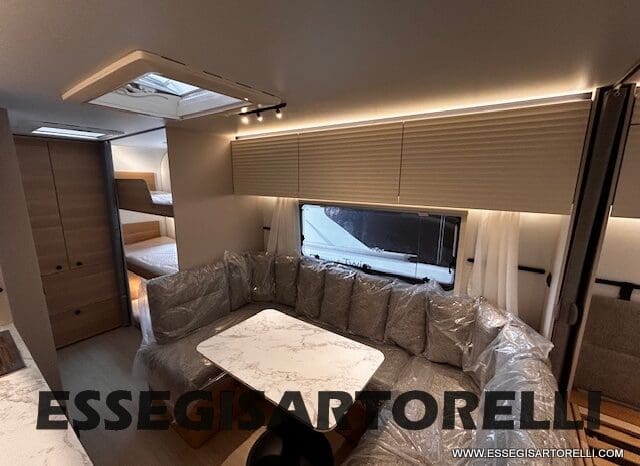 CARAVAN 7 POSTI ADRIA NEW ADORA 573 PT CARAVAN MY ’26 TRUMA COMBI pieno