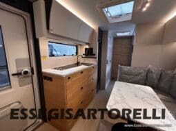 CARAVAN 7 POSTI ADRIA NEW ADORA 573 PT CARAVAN MY ’26 TRUMA COMBI pieno