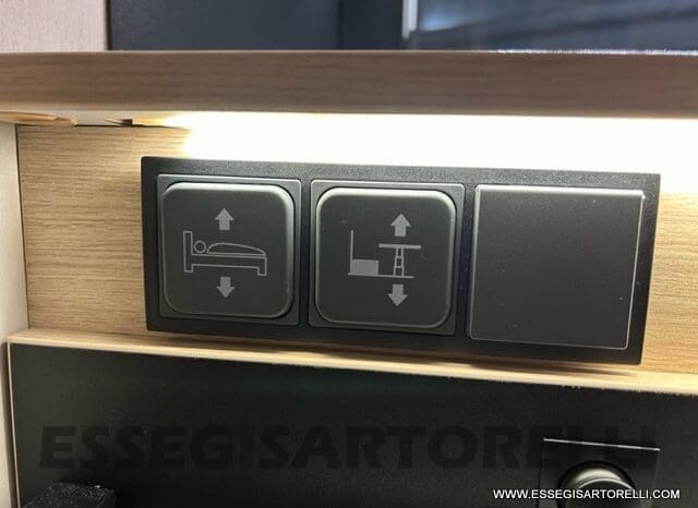 CHAUSSON NEW 724 ETAPE LINE 2025 SMART GARAGE BASCULANTE 5 POSTI OMOLOGATI pieno