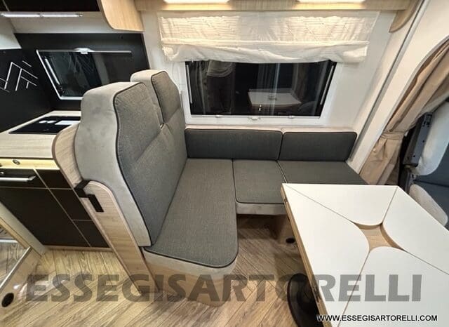 CHAUSSON NEW 724 ETAPE LINE 2025 SMART GARAGE BASCULANTE 5 POSTI OMOLOGATI pieno