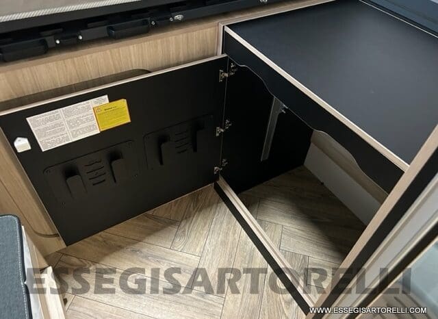 CHAUSSON NEW 724 ETAPE LINE 2025 SMART GARAGE BASCULANTE 5 POSTI OMOLOGATI pieno