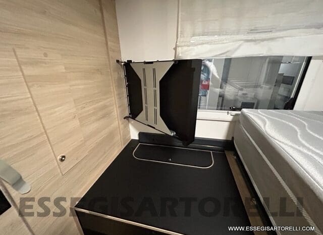 CHAUSSON NEW 724 ETAPE LINE 2025 SMART GARAGE BASCULANTE 5 POSTI OMOLOGATI pieno