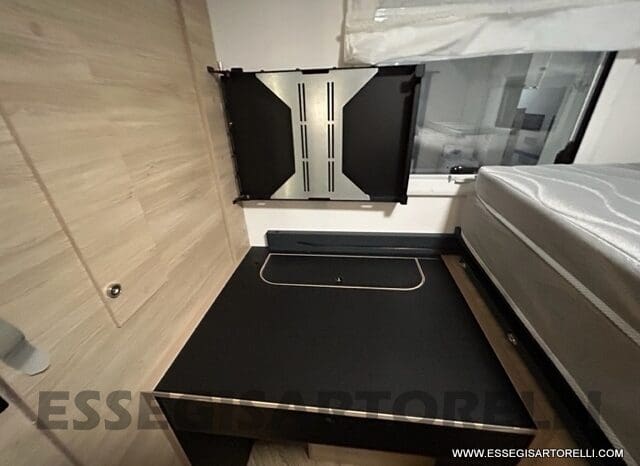 CHAUSSON NEW 724 ETAPE LINE 2025 SMART GARAGE BASCULANTE 5 POSTI OMOLOGATI pieno