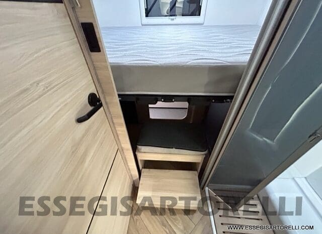 CHAUSSON NEW 724 ETAPE LINE 2025 SMART GARAGE BASCULANTE 5 POSTI OMOLOGATI pieno