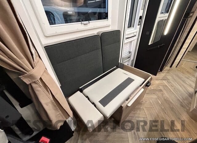 CHAUSSON NEW 724 ETAPE LINE 2025 SMART GARAGE BASCULANTE 5 POSTI OMOLOGATI pieno