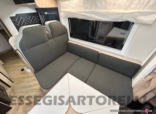 CHAUSSON NEW 724 ETAPE LINE 2025 SMART GARAGE BASCULANTE 5 POSTI OMOLOGATI pieno