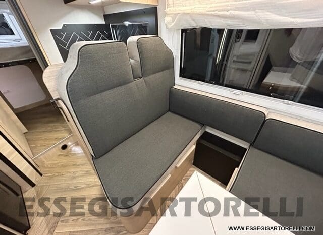 CHAUSSON NEW 724 ETAPE LINE 2025 SMART GARAGE BASCULANTE 5 POSTI OMOLOGATI pieno