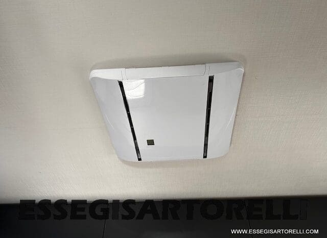 CHAUSSON TITANIUM PREMIUM 627 FULL 170 CV AUTOMATICO 2021 DOPPIO CLIMA E SAT 699 CM pieno