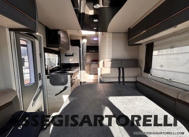CHAUSSON TITANIUM PREMIUM 627 FULL 170 CV AUTOMATICO 2021 DOPPIO CLIMA E SAT 699 CM pieno