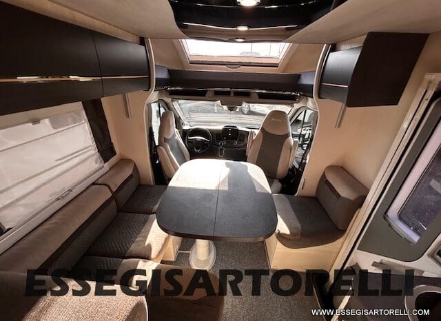 CHAUSSON TITANIUM PREMIUM 627 FULL 170 CV AUTOMATICO 2021 DOPPIO CLIMA E SAT 699 CM pieno