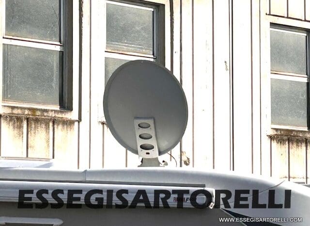 CHAUSSON TITANIUM PREMIUM 627 FULL 170 CV AUTOMATICO 2021 DOPPIO CLIMA E SAT 699 CM pieno