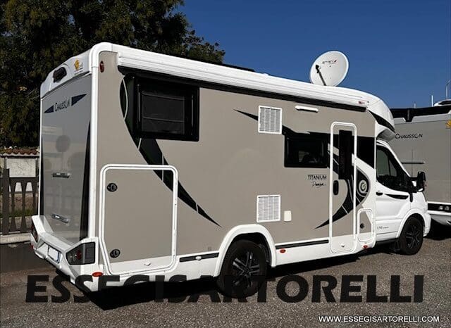 CHAUSSON TITANIUM PREMIUM 627 FULL 170 CV AUTOMATICO 2021 DOPPIO CLIMA E SAT 699 CM pieno