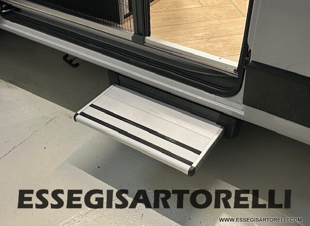 CHAUSSON SPORTLINE V 594 SERIE VAN 599 CM AUTOMATICO 2026 FRIGO MAXI pieno