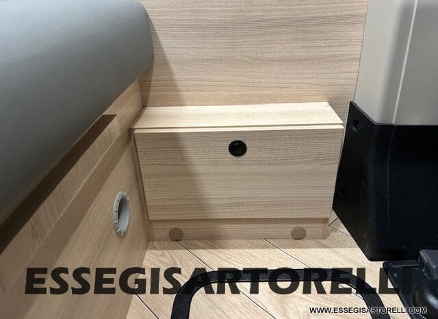 CHAUSSON SPORTLINE V 594 SERIE VAN 599 CM AUTOMATICO 2026 FRIGO MAXI pieno