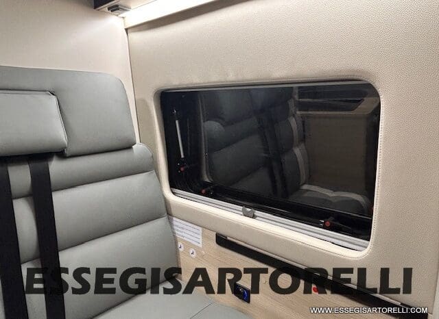 CHAUSSON SPORTLINE V 594 SERIE VAN 599 CM AUTOMATICO 2026 FRIGO MAXI pieno