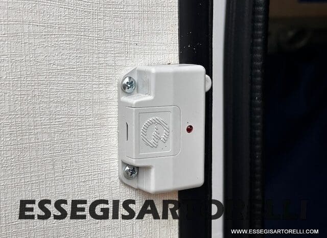 CHAUSSON TITANIUM PREMIUM 627 FULL 170 CV AUTOMATICO 2021 DOPPIO CLIMA E SAT 699 CM pieno