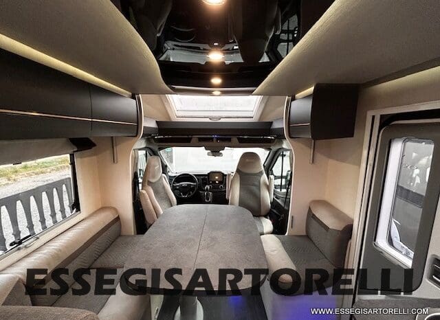 CHAUSSON TITANIUM PREMIUM 627 FULL 170 CV AUTOMATICO 2021 DOPPIO CLIMA E SAT 699 CM pieno