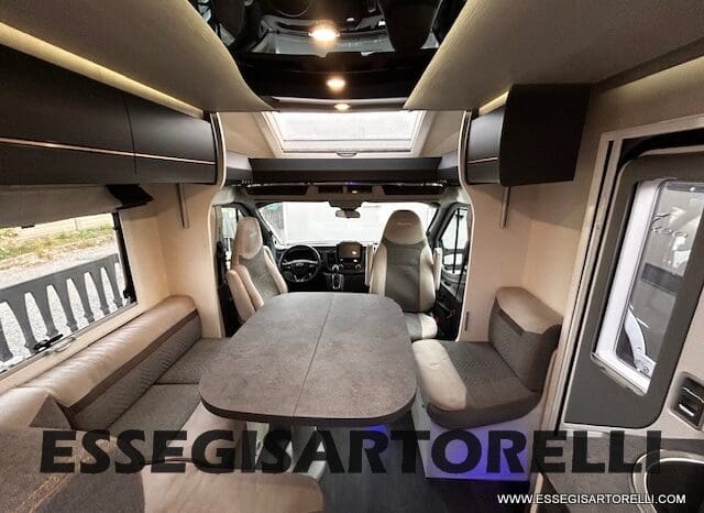 CHAUSSON TITANIUM PREMIUM 627 FULL 170 CV AUTOMATICO 2021 DOPPIO CLIMA E SAT 699 CM pieno