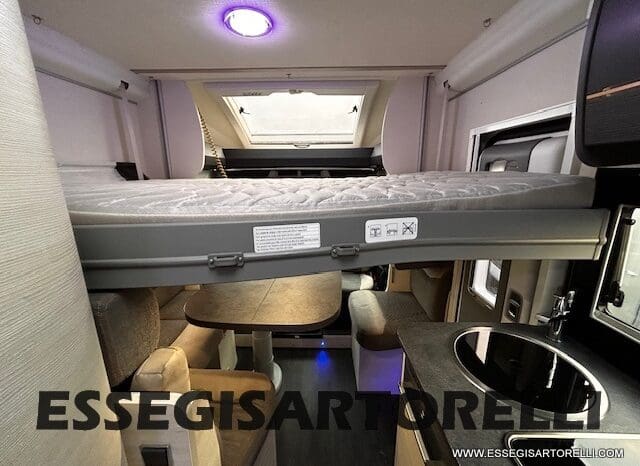 CHAUSSON TITANIUM PREMIUM 627 FULL 170 CV AUTOMATICO 2021 DOPPIO CLIMA E SAT 699 CM pieno
