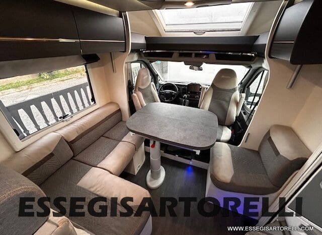 CHAUSSON TITANIUM PREMIUM 627 FULL 170 CV AUTOMATICO 2021 DOPPIO CLIMA E SAT 699 CM pieno
