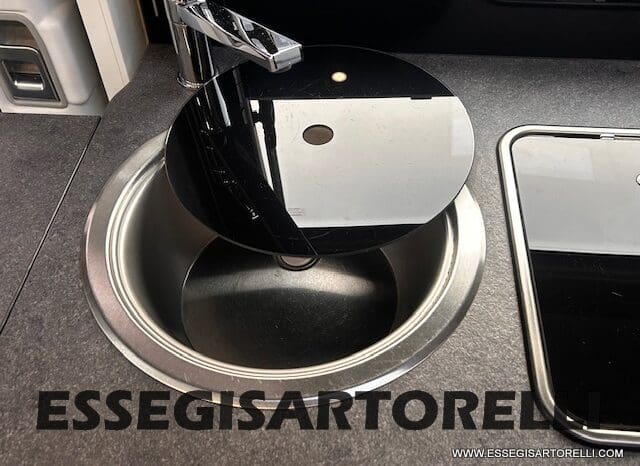 CHAUSSON TITANIUM PREMIUM 627 FULL 170 CV AUTOMATICO 2021 DOPPIO CLIMA E SAT 699 CM pieno