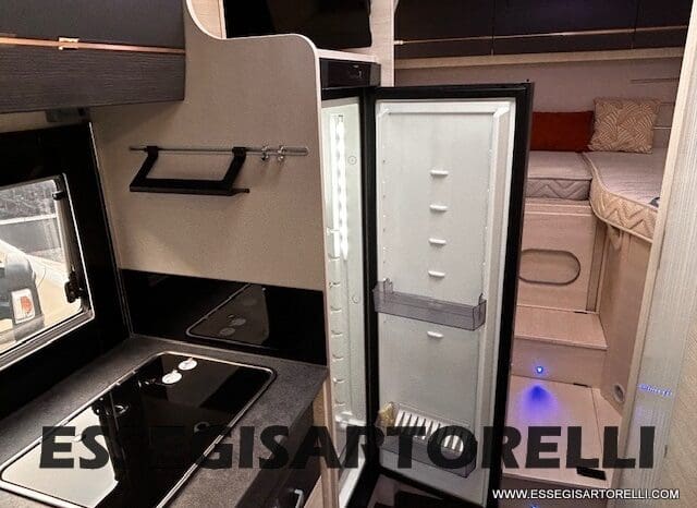 CHAUSSON TITANIUM PREMIUM 627 FULL 170 CV AUTOMATICO 2021 DOPPIO CLIMA E SAT 699 CM pieno