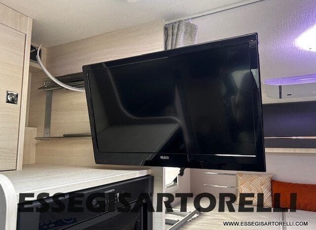 CHAUSSON TITANIUM PREMIUM 627 FULL 170 CV AUTOMATICO 2021 DOPPIO CLIMA E SAT 699 CM pieno