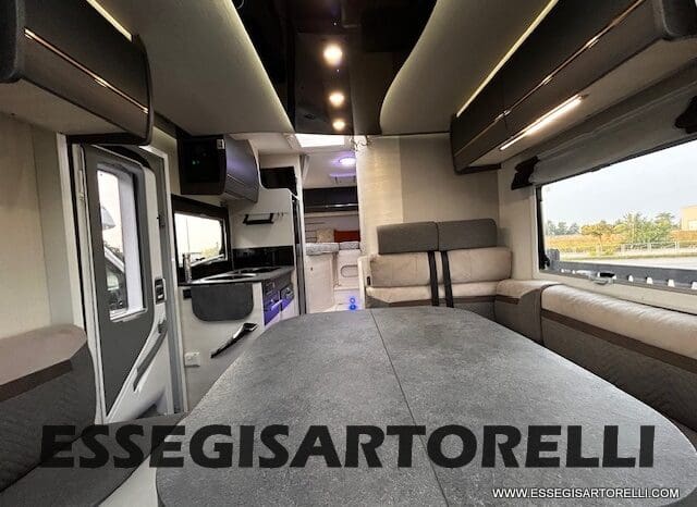 CHAUSSON TITANIUM PREMIUM 627 FULL 170 CV AUTOMATICO 2021 DOPPIO CLIMA E SAT 699 CM pieno