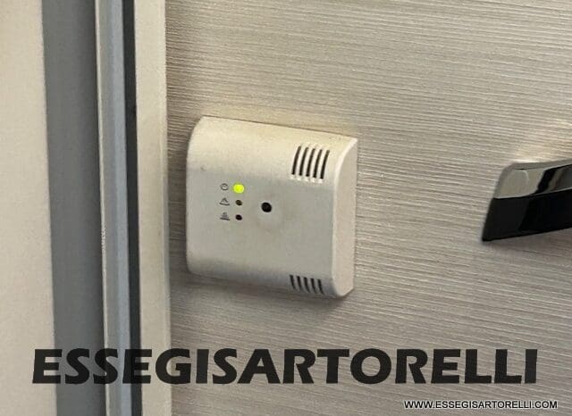 CHAUSSON TITANIUM PREMIUM 627 FULL 170 CV AUTOMATICO 2021 DOPPIO CLIMA E SAT 699 CM pieno