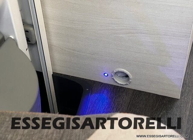 CHAUSSON TITANIUM PREMIUM 627 FULL 170 CV AUTOMATICO 2021 DOPPIO CLIMA E SAT 699 CM pieno