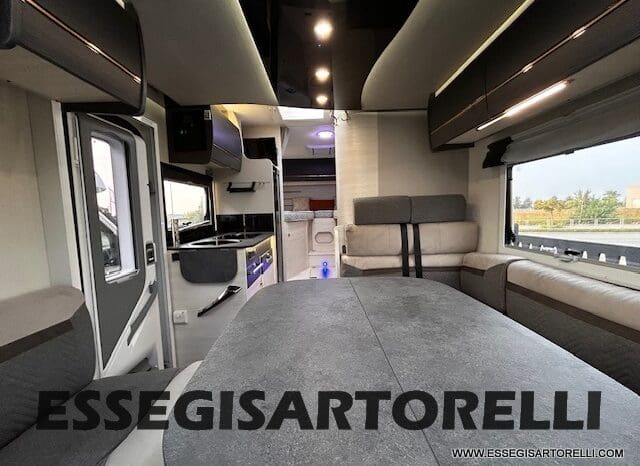 CHAUSSON TITANIUM PREMIUM 627 FULL 170 CV AUTOMATICO 2021 DOPPIO CLIMA E SAT 699 CM pieno
