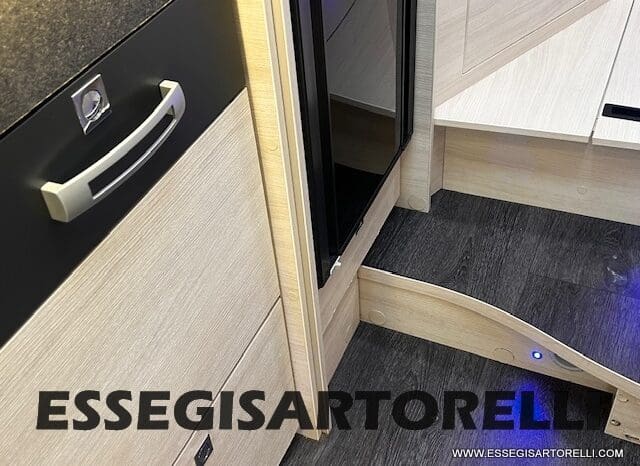 CHAUSSON TITANIUM PREMIUM 627 FULL 170 CV AUTOMATICO 2021 DOPPIO CLIMA E SAT 699 CM pieno