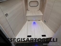 CHAUSSON TITANIUM PREMIUM 627 FULL 170 CV AUTOMATICO 2021 DOPPIO CLIMA E SAT 699 CM pieno