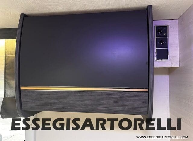 CHAUSSON TITANIUM PREMIUM 627 FULL 170 CV AUTOMATICO 2021 DOPPIO CLIMA E SAT 699 CM pieno