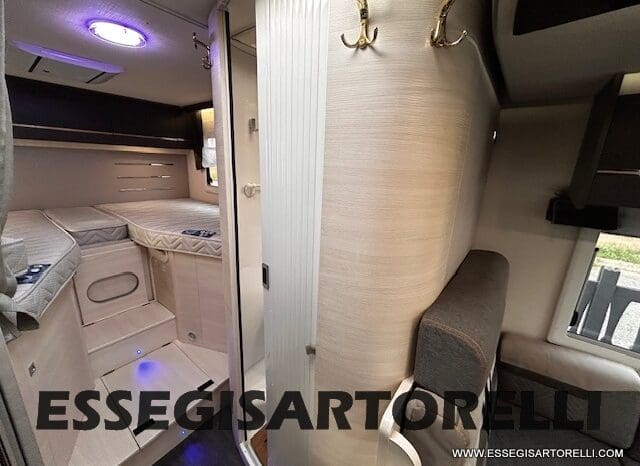 CHAUSSON TITANIUM PREMIUM 627 FULL 170 CV AUTOMATICO 2021 DOPPIO CLIMA E SAT 699 CM pieno