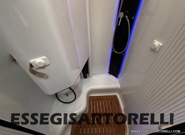 CHAUSSON TITANIUM PREMIUM 627 FULL 170 CV AUTOMATICO 2021 DOPPIO CLIMA E SAT 699 CM pieno