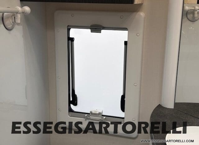 CHAUSSON TITANIUM PREMIUM 627 FULL 170 CV AUTOMATICO 2021 DOPPIO CLIMA E SAT 699 CM pieno