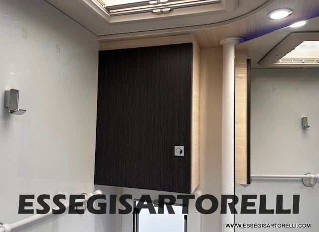 CHAUSSON TITANIUM PREMIUM 627 FULL 170 CV AUTOMATICO 2021 DOPPIO CLIMA E SAT 699 CM pieno