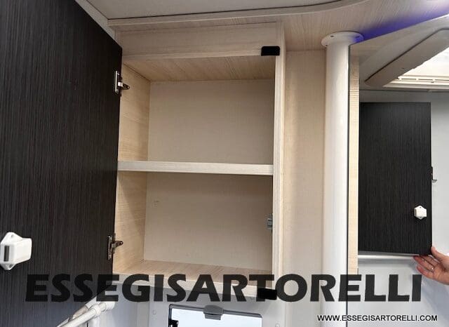 CHAUSSON TITANIUM PREMIUM 627 FULL 170 CV AUTOMATICO 2021 DOPPIO CLIMA E SAT 699 CM pieno