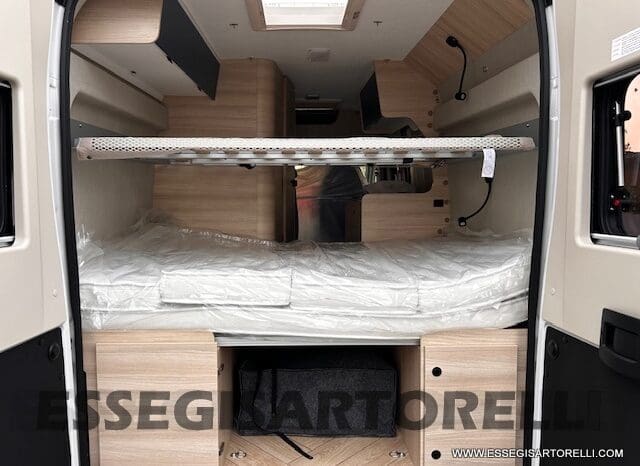 CHAUSSON NEW V 594 MAX FIRST LINE L SERIE VAN 599 CM 2026 pieno