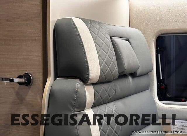 CHAUSSON SPORTLINE V 594 SERIE VAN 599 CM AUTOMATICO 2026 FRIGO MAXI pieno