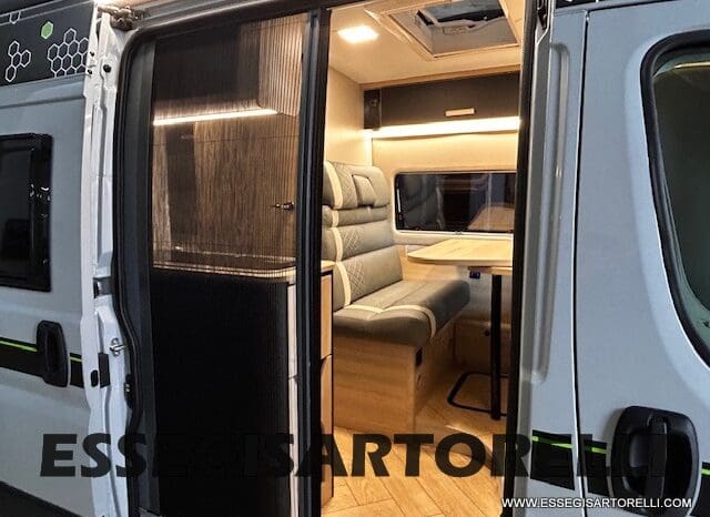 CHAUSSON SPORTLINE V 594 SERIE VAN 599 CM AUTOMATICO 2026 FRIGO MAXI pieno
