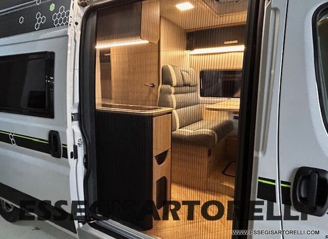 CHAUSSON SPORTLINE V 594 SERIE VAN 599 CM AUTOMATICO 2026 FRIGO MAXI pieno