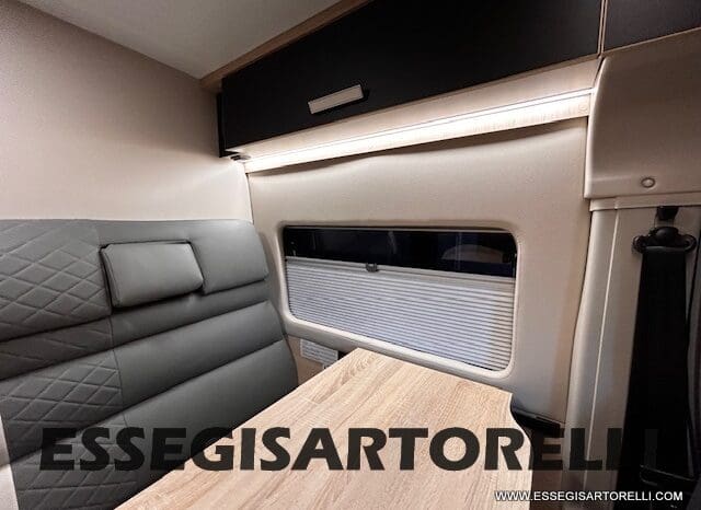 CHAUSSON SPORTLINE V 594 SERIE VAN 599 CM AUTOMATICO 2026 FRIGO MAXI pieno