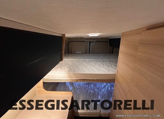 CHAUSSON NEW V 594 MAX FIRST LINE L SERIE VAN 599 CM 2026 pieno