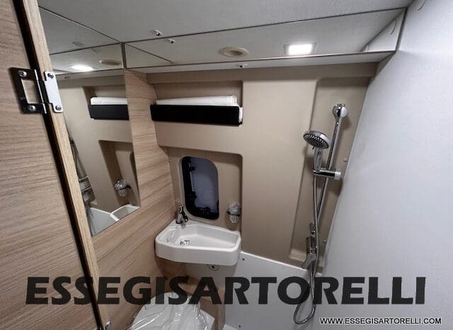 CHAUSSON NEW V 594 MAX FIRST LINE L SERIE VAN 599 CM 2026 pieno