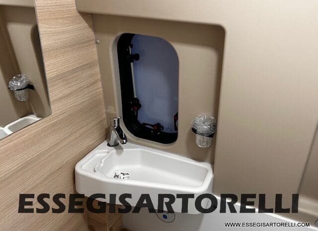 CHAUSSON NEW V 594 MAX FIRST LINE L SERIE VAN 599 CM 2026 pieno