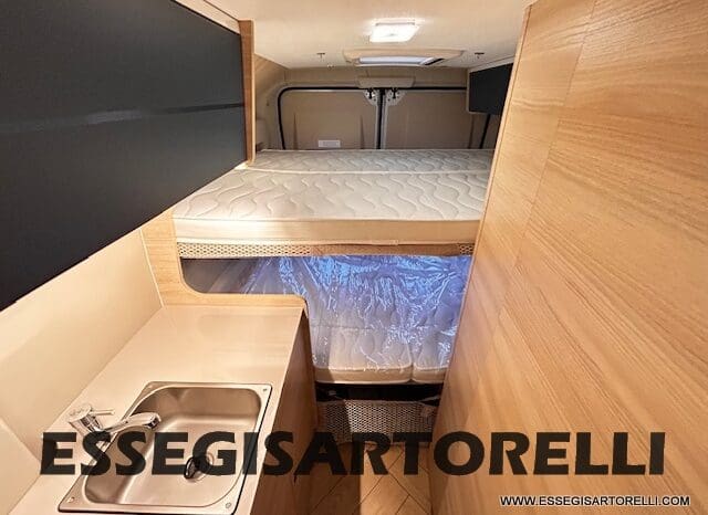 CHAUSSON NEW V 594 MAX FIRST LINE L SERIE VAN 599 CM 2026 pieno