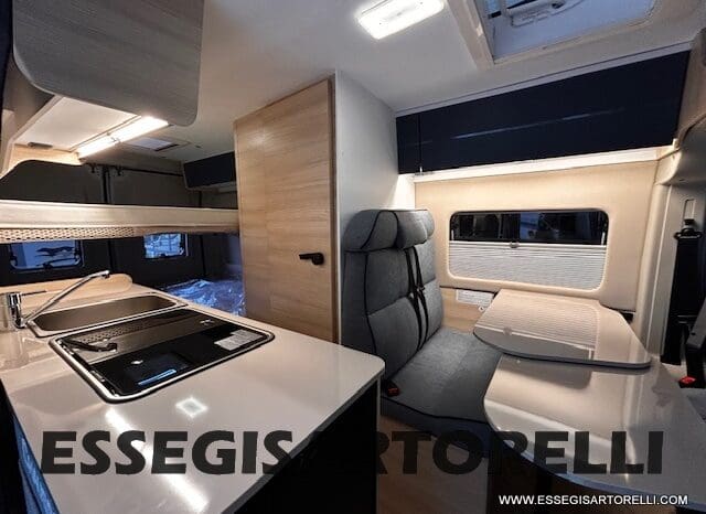 CHAUSSON NEW V 594 MAX FIRST LINE L SERIE VAN 599 CM 2026 pieno